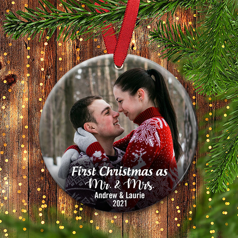 Our First Christmas Ornament Married Personalized Christmas Ornaments Mr and Mrs Gifts Couple Newlywed Gift Just Married 2021 Picture Can Be Changed, TRNA