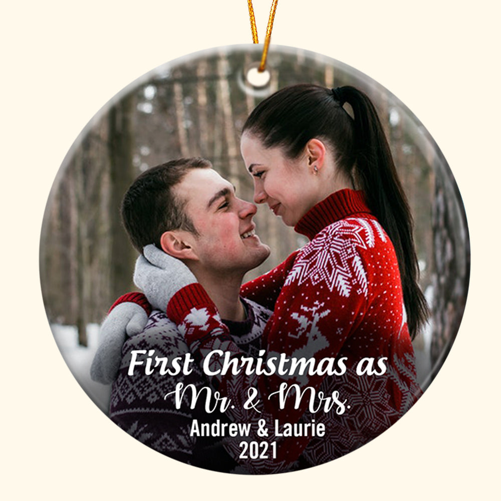 Our First Christmas Ornament Married Personalized Christmas Ornaments Mr and Mrs Gifts Couple Newlywed Gift Just Married 2021 Picture Can Be Changed, TRNA